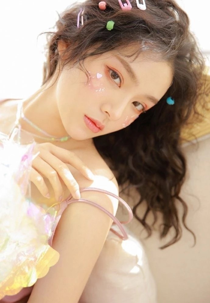 微卷唯美清新美少女居家诱人美图