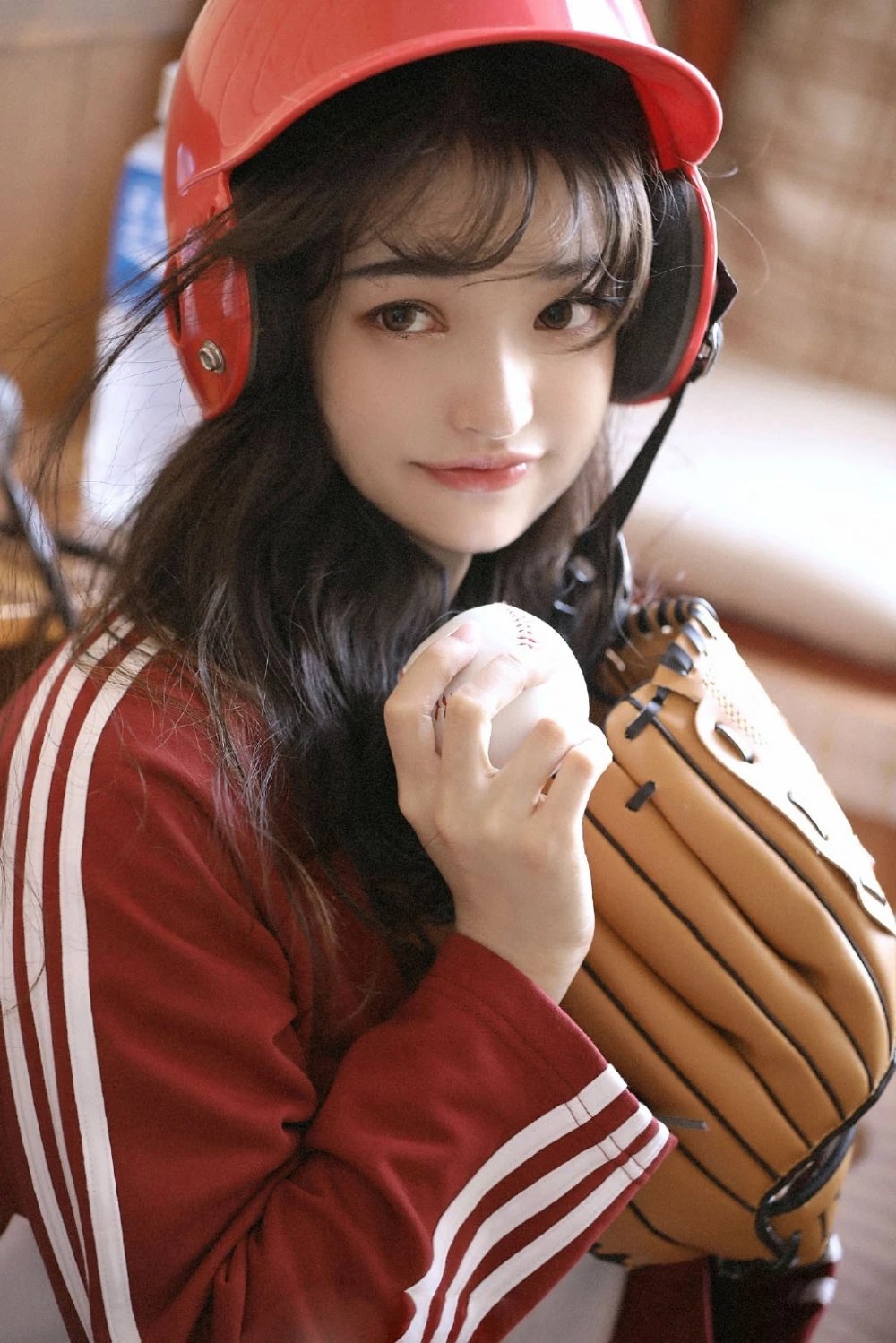 甜美韩系少女棒球服居家唯美摄影图片