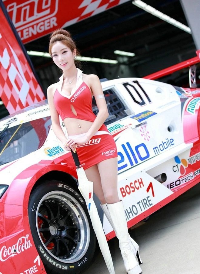 韩国赛车现场美女车模性感图片