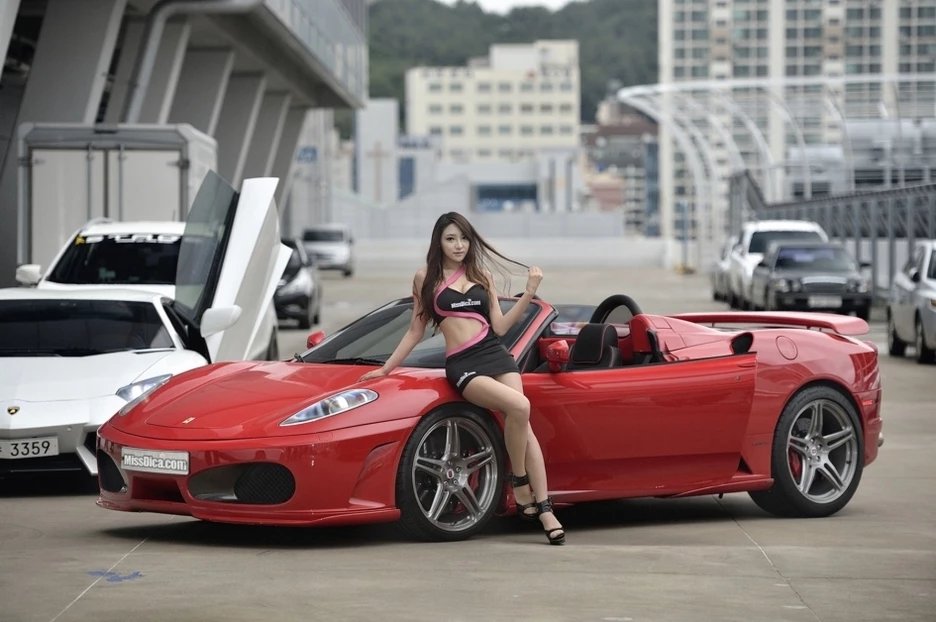 韩国高挑气质美女车模性感写真图
