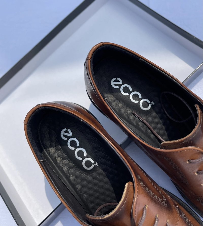 2021年新款底王：ECCO 专柜同步 雕花擦漆正装皮鞋 团购价339元（官网1999元） 买手党-买手聚集的地方