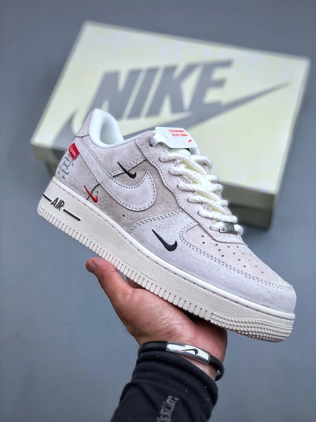 海外限量发售！公司级NIke Air Force 1 '07 Low “Supreme冠军联名--米白小三勾”空军一号 低帮 运动鞋 休闲鞋 折边针车 工艺难度大 原楦头原纸板 原装鞋盒 定制五金配件