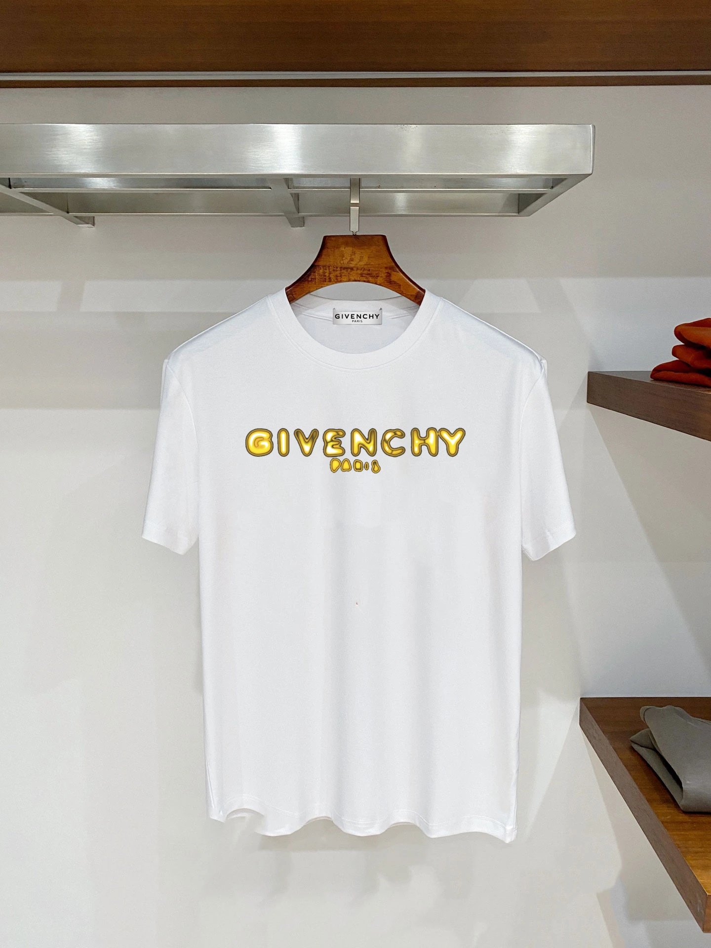 GIVENCHY纪梵希 26s夏季新款丝光棉短袖T恤，进口数码直喷工艺