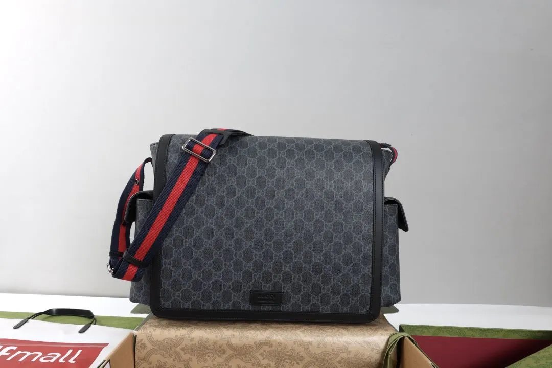 LitBuys Shoulder Bag