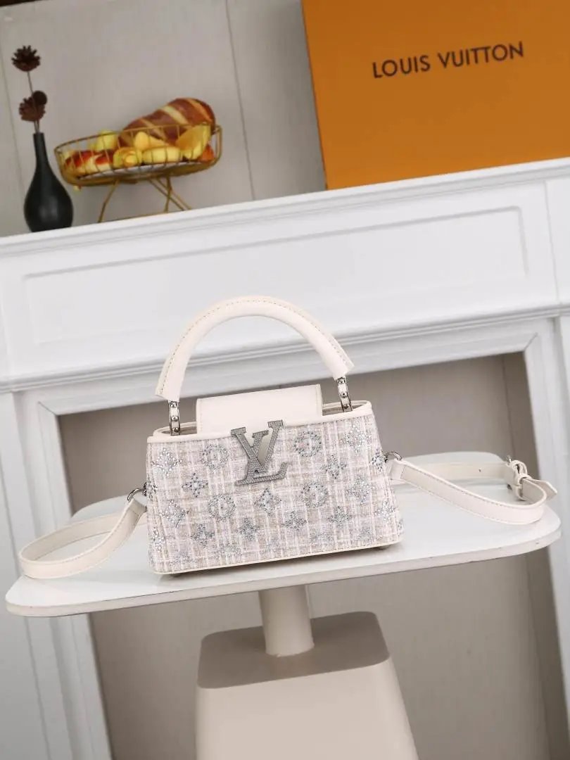 LitBuys Shoulder Bag