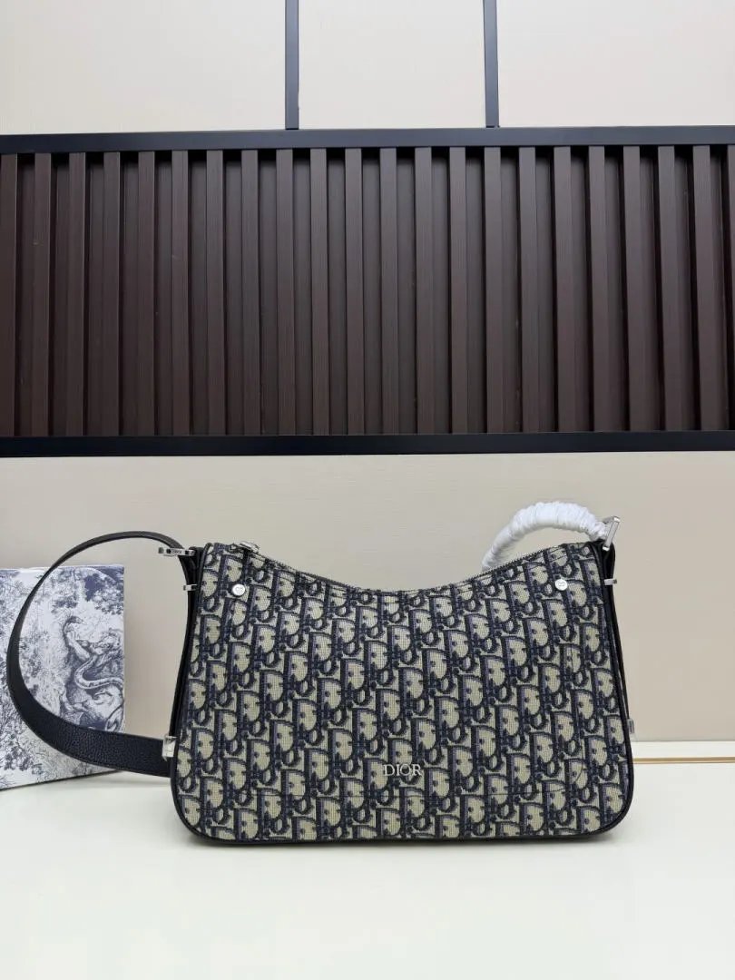 LitBuys Shoulder Bag
