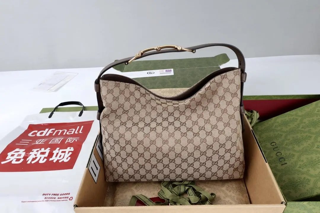 LitBuys Shoulder Bag