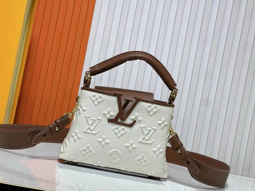 LitBuys Shoulder Bag