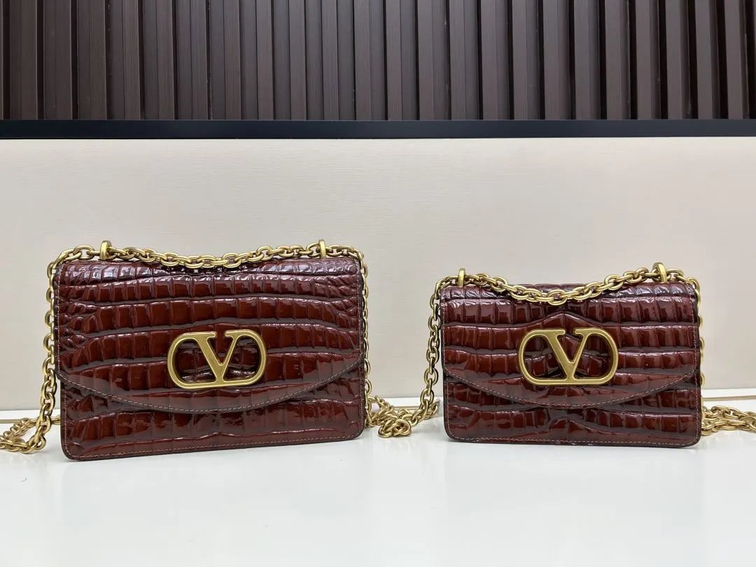 LitBuys Shoulder Bag