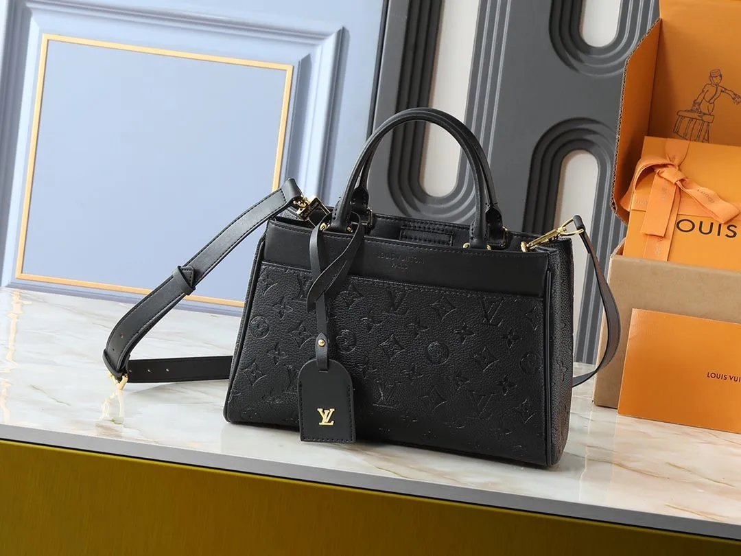 LitBuys Tote Bag