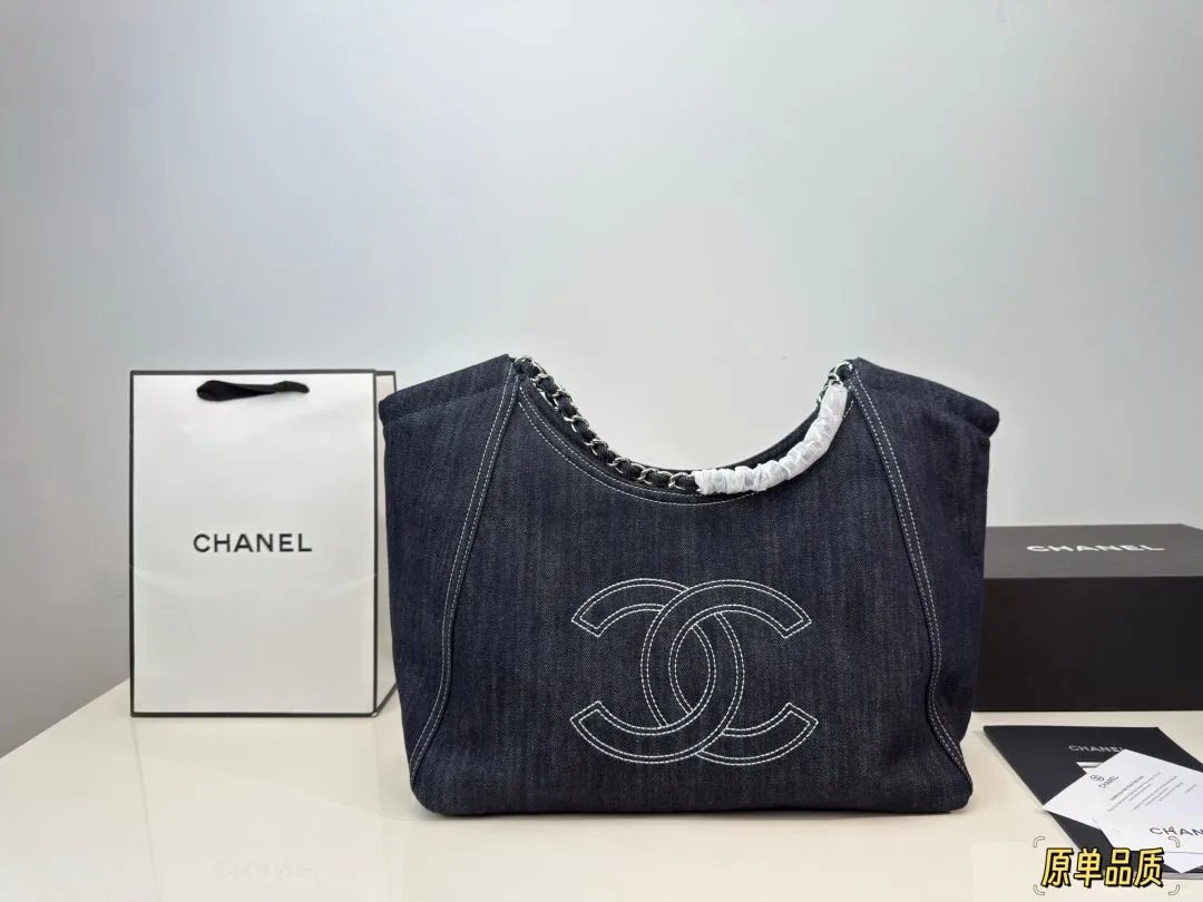 LitBuys Tote Bag