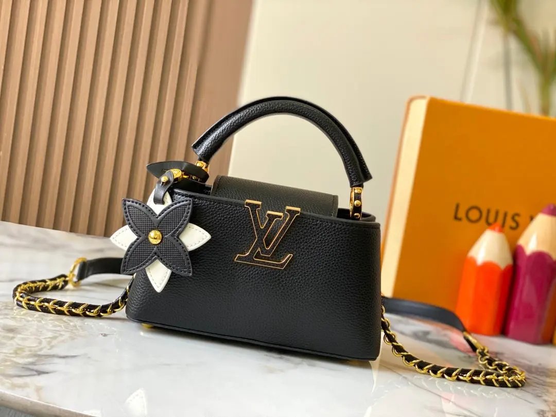 LitBuys Shoulder Bag