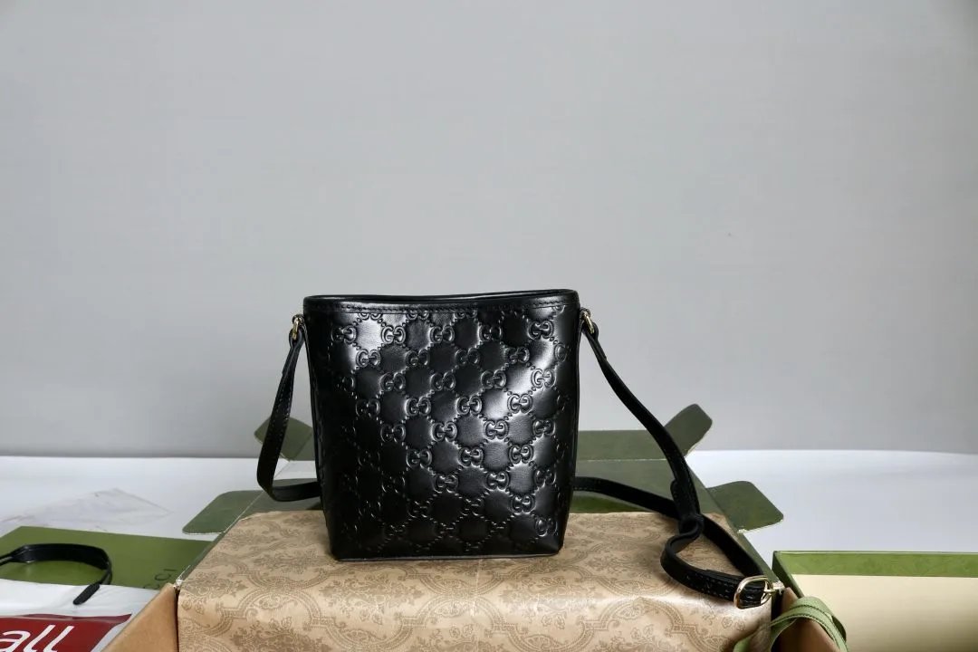 LitBuys Tote Bag