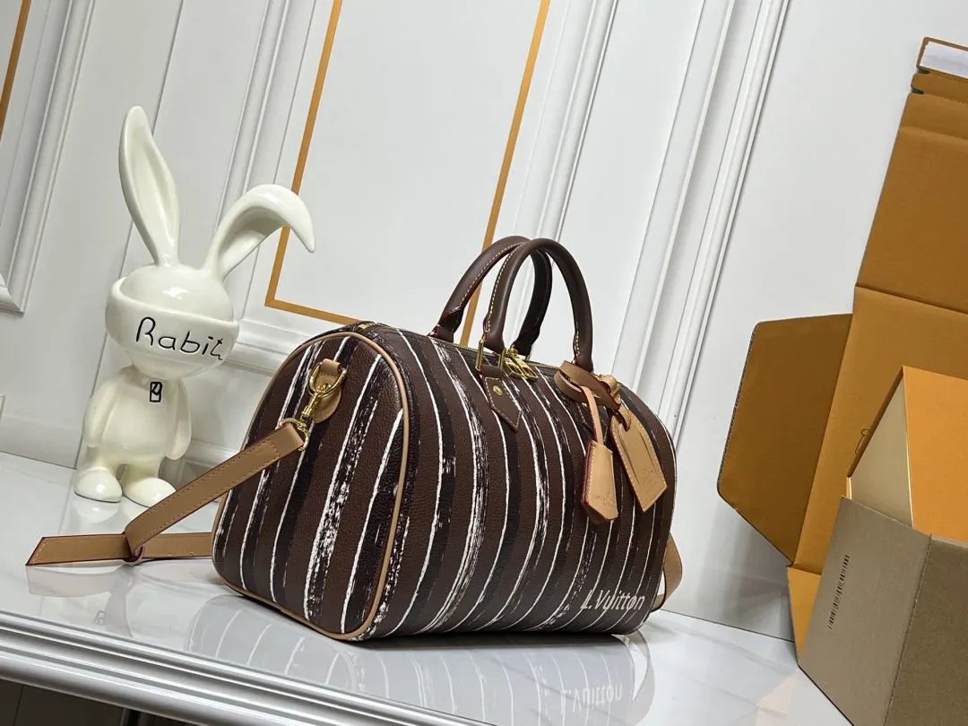 LitBuys Shoulder Bag