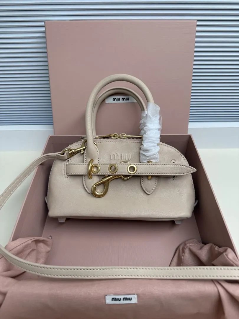 LitBuys Shoulder Bag