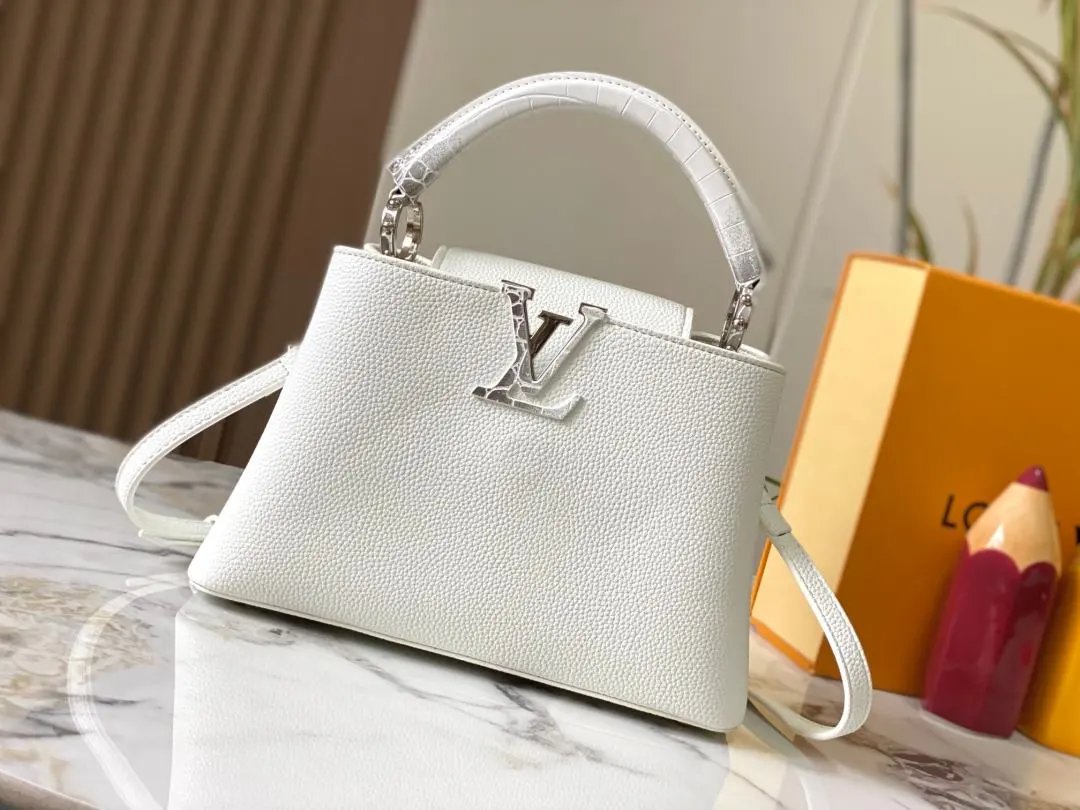 LitBuys Shoulder Bag