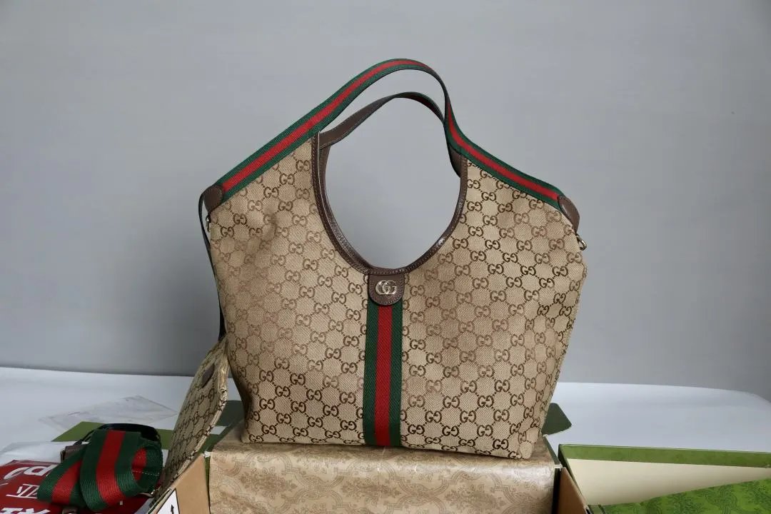 LitBuys Tote Bag