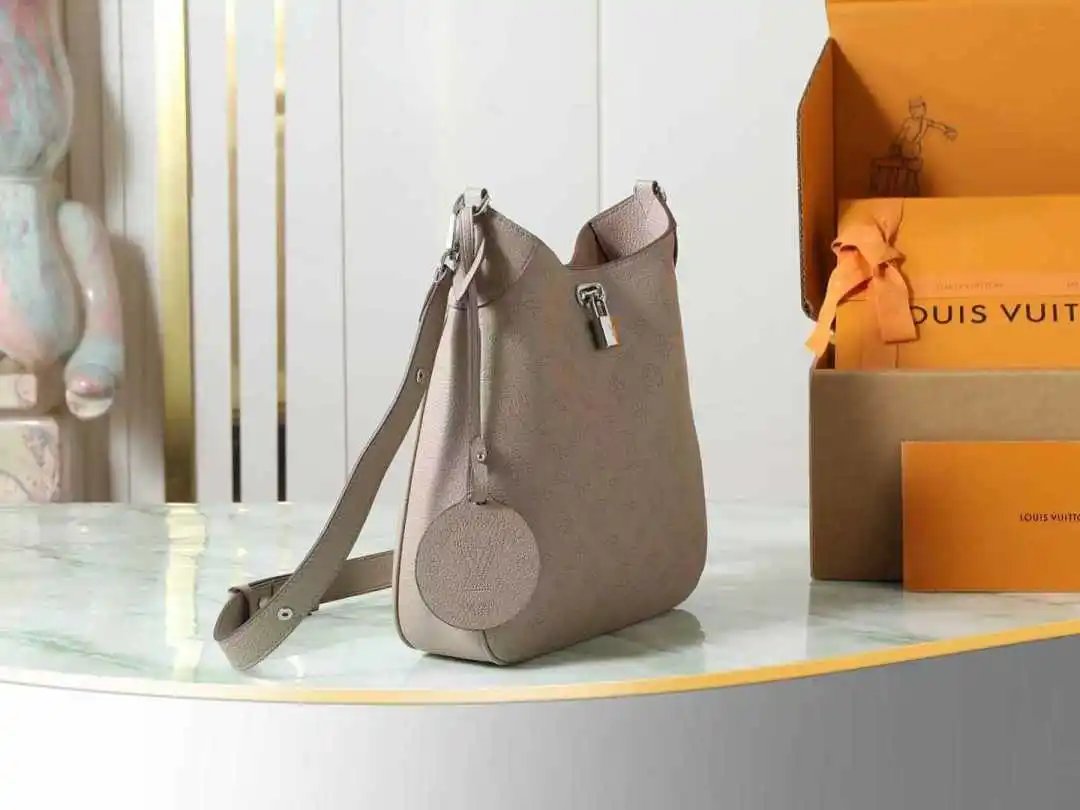 LitBuys Shoulder Bag