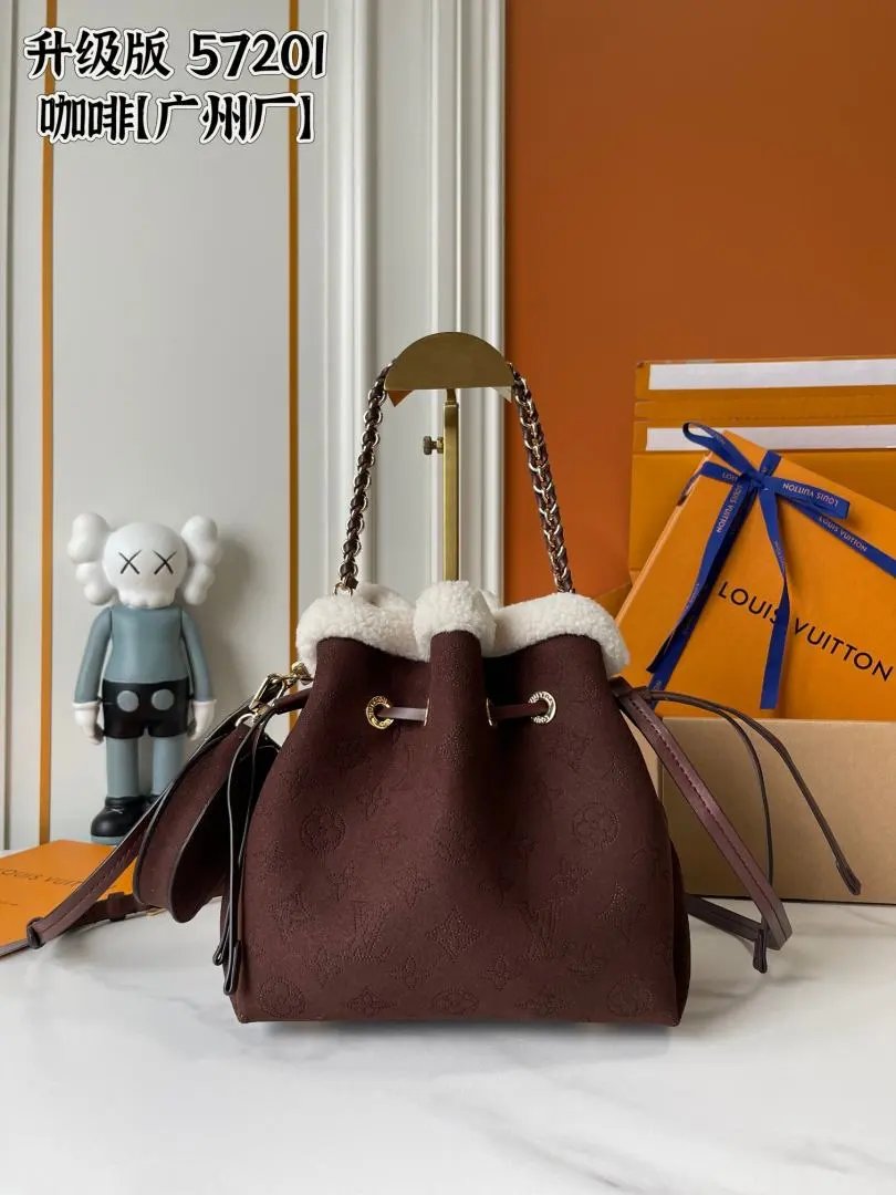 LitBuys Shoulder Bag