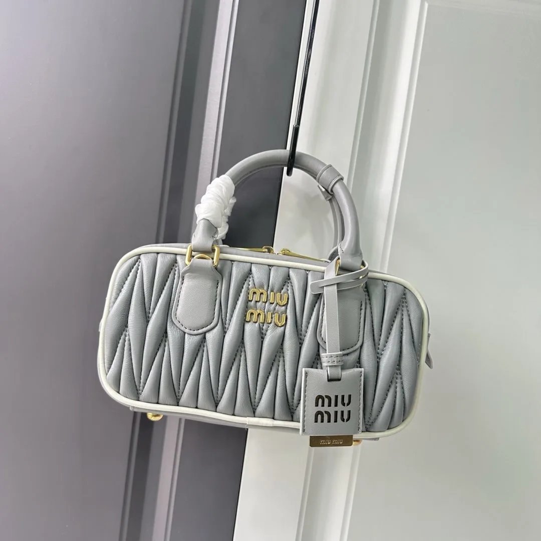 LitBuys Shoulder Bag
