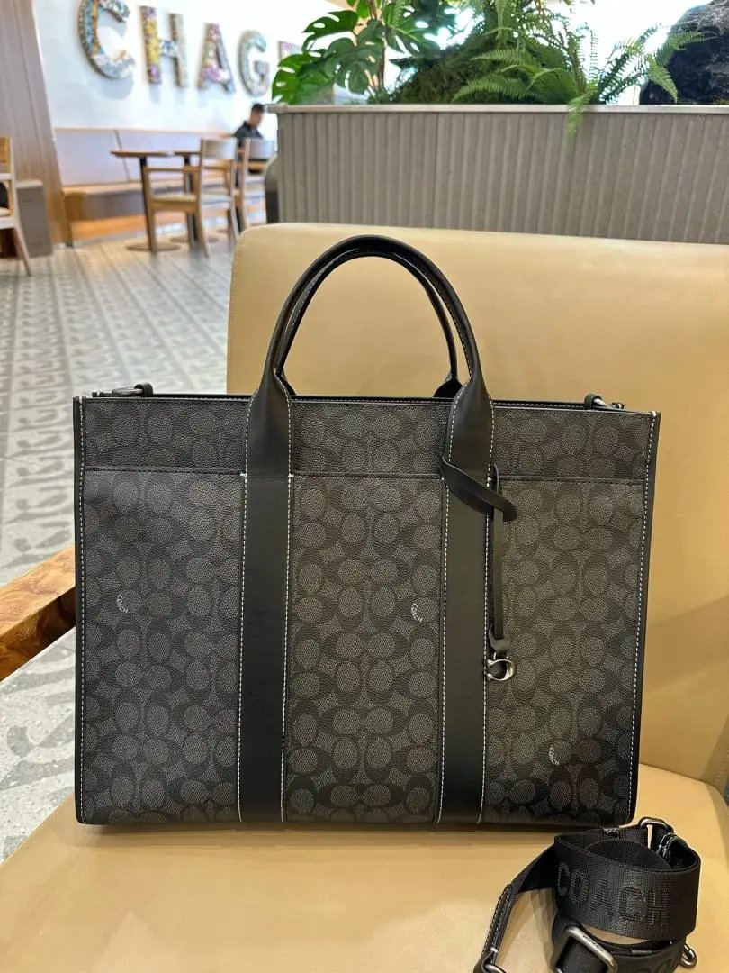 LitBuys Tote Bag