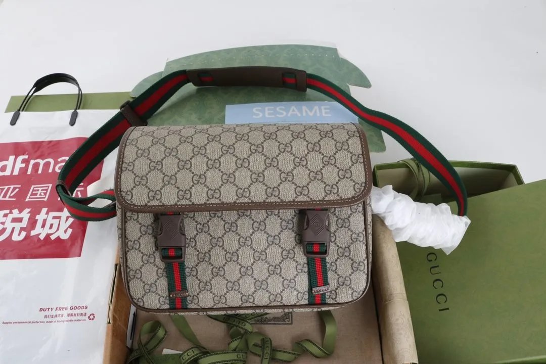 LitBuys Shoulder Bag