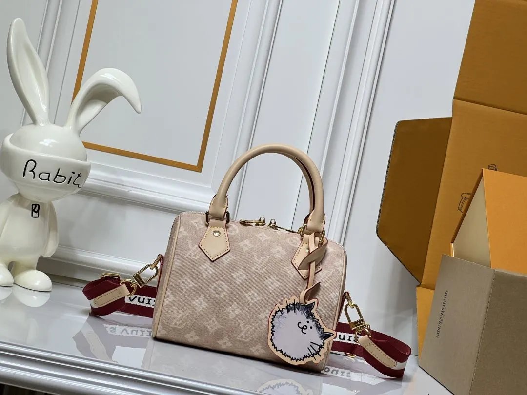 LitBuys Shoulder Bag