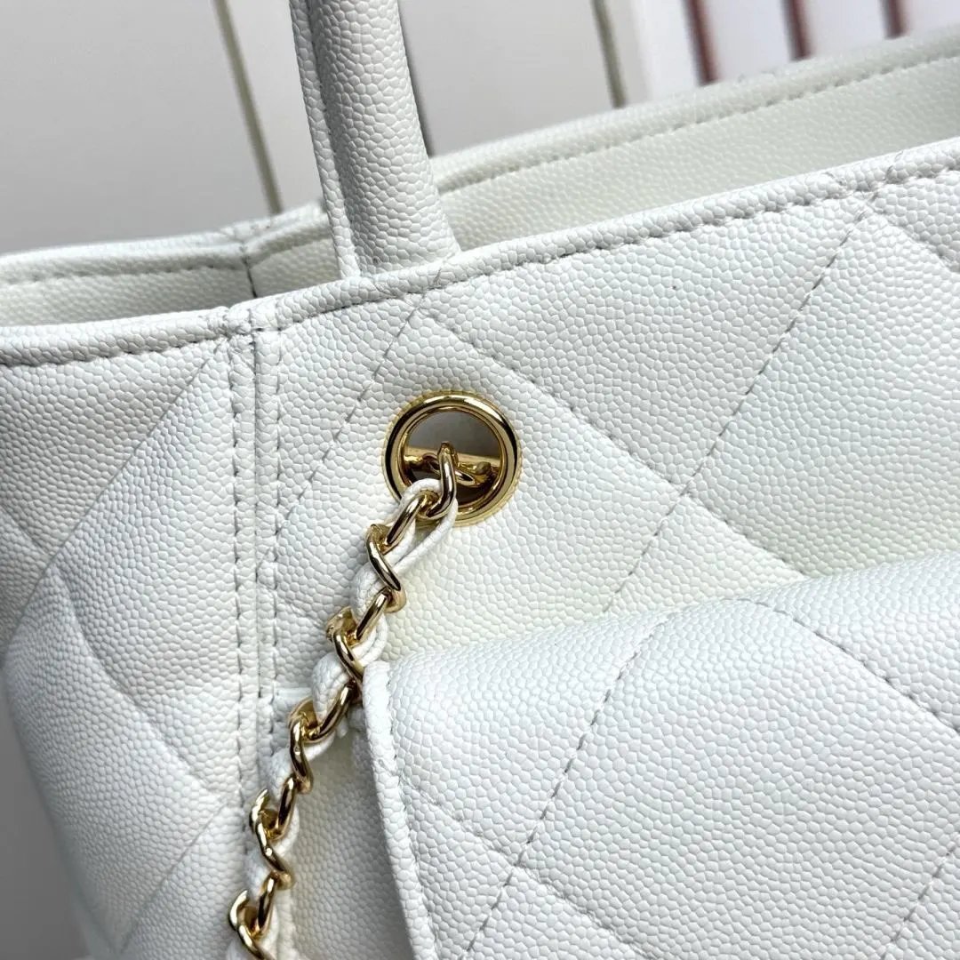 LitBuys Tote Bag