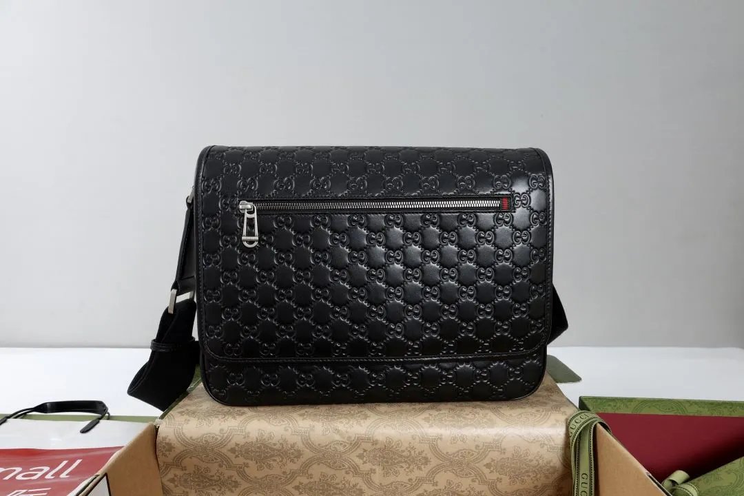 LitBuys Shoulder Bag