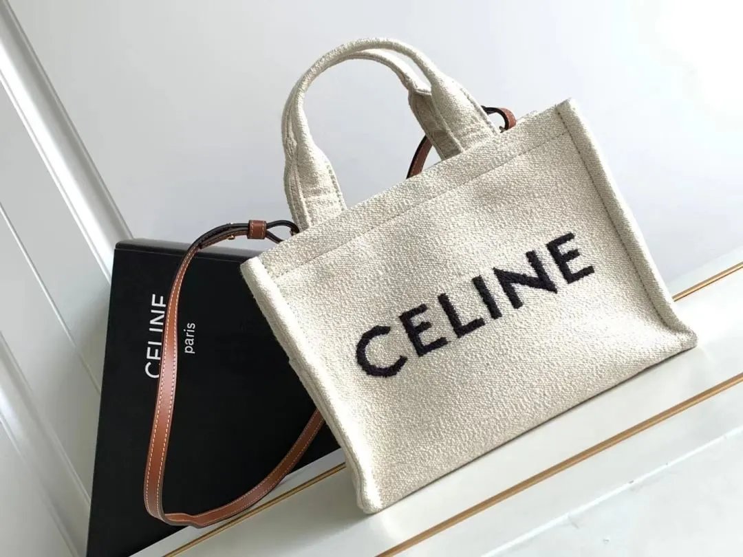 LitBuys Tote Bag