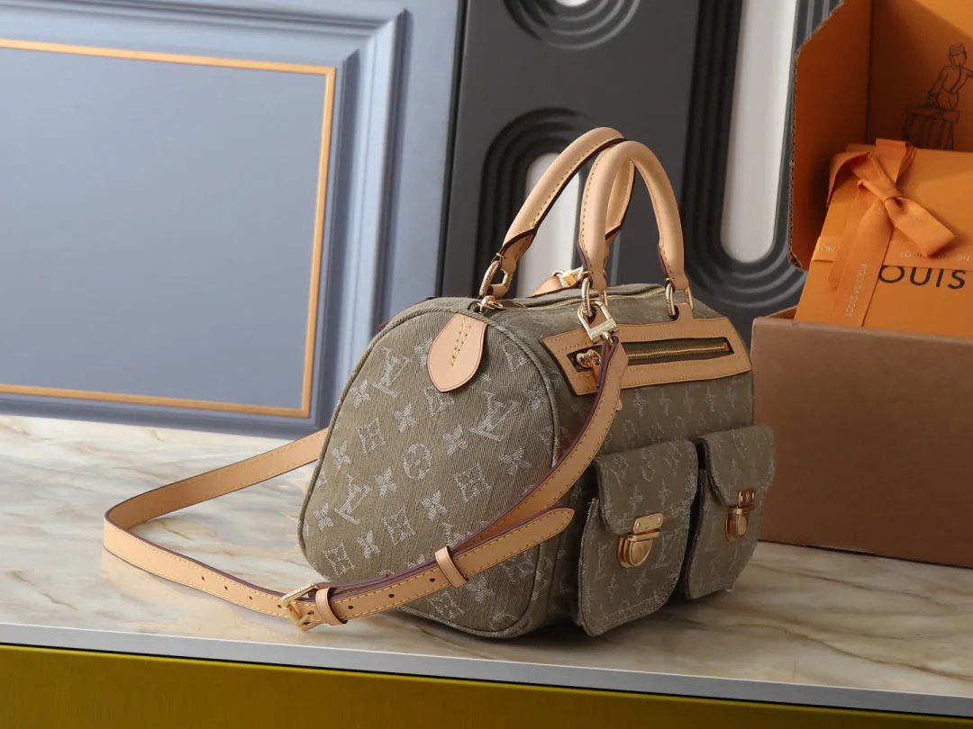 LitBuys Shoulder Bag