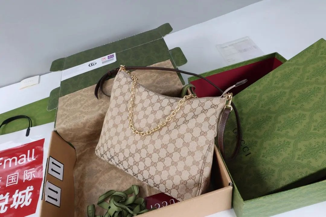 LitBuys Shoulder Bag
