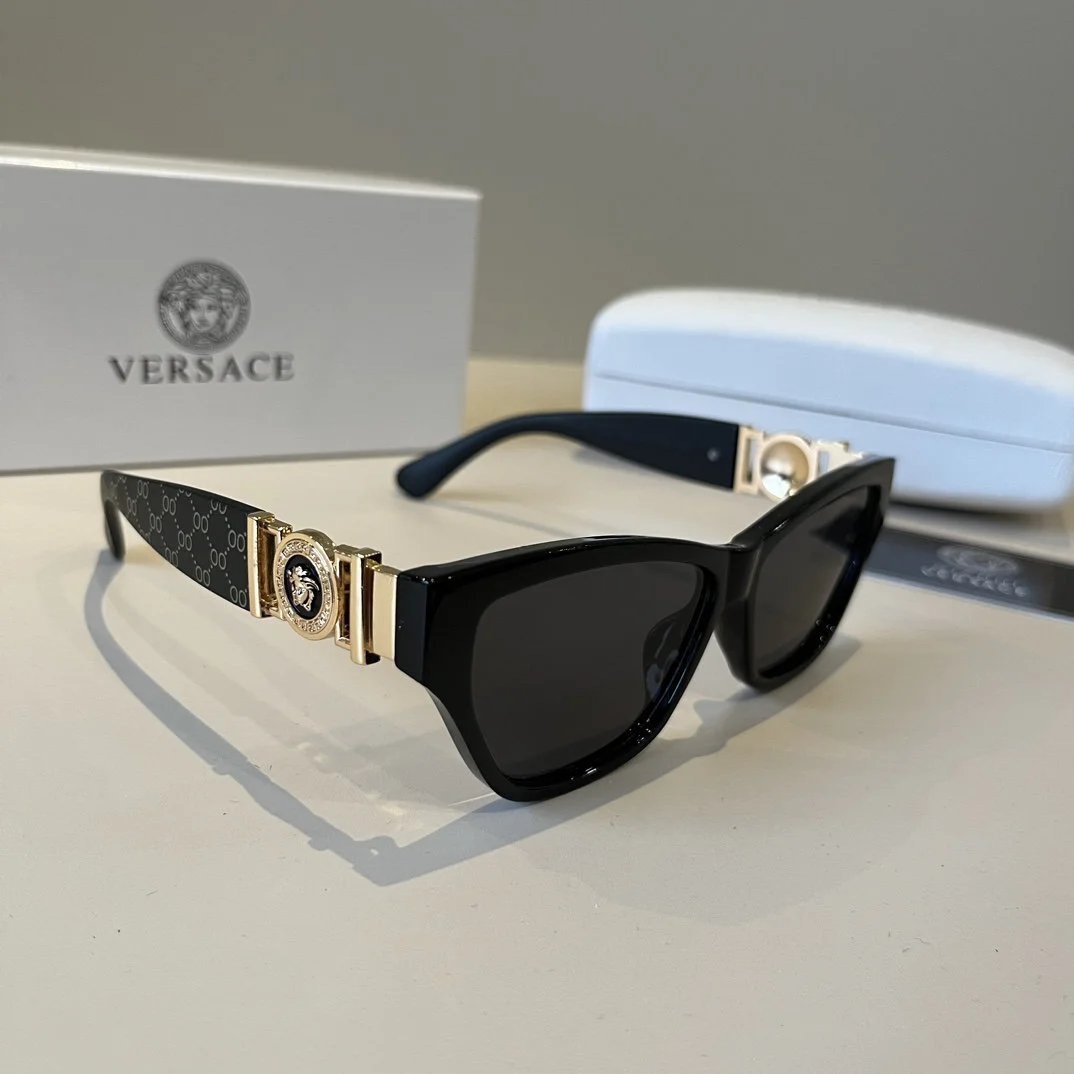 Ray-Ban Sunglasses