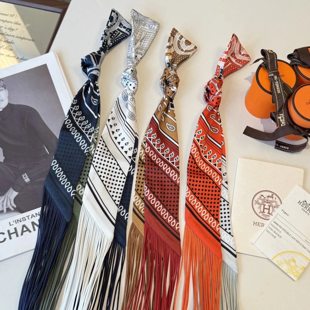 LitBuys Scarves