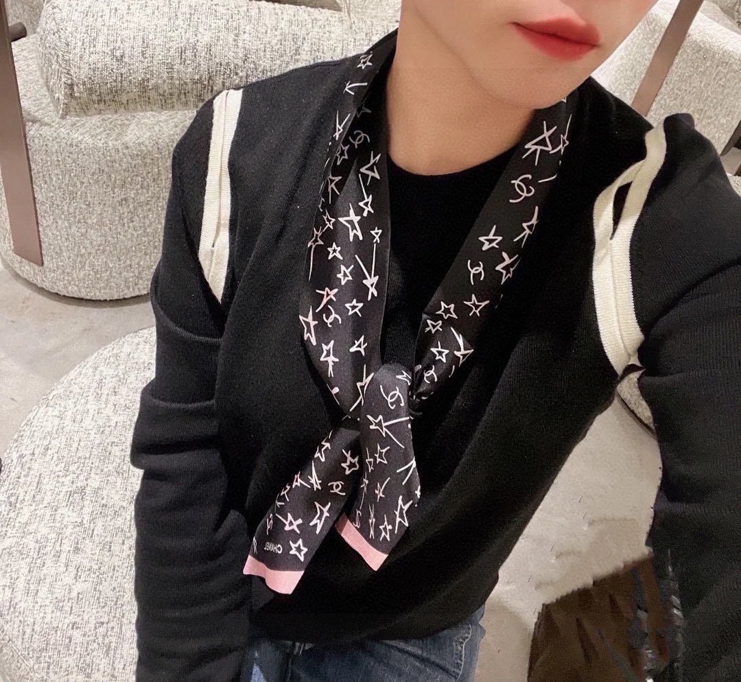 LitBuys Scarves