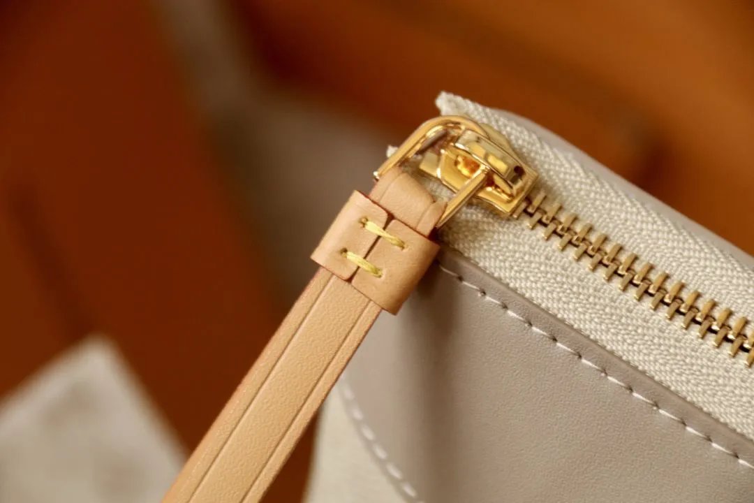 LitBuys Shoulder Bag