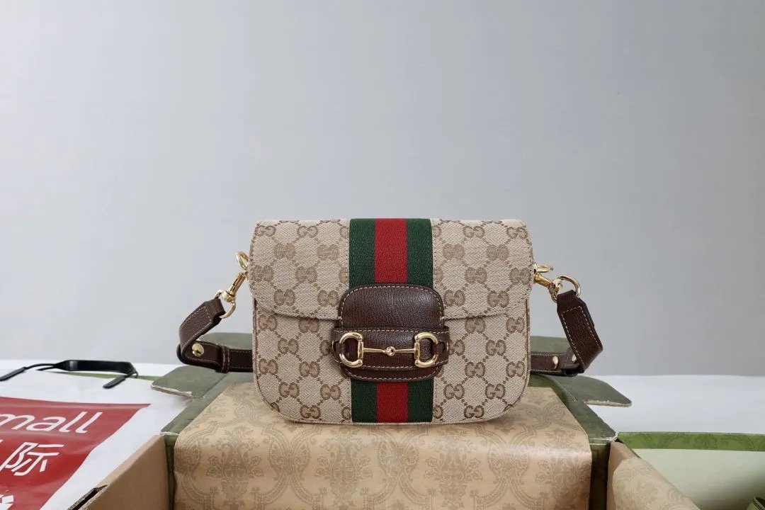 LitBuys Shoulder Bag