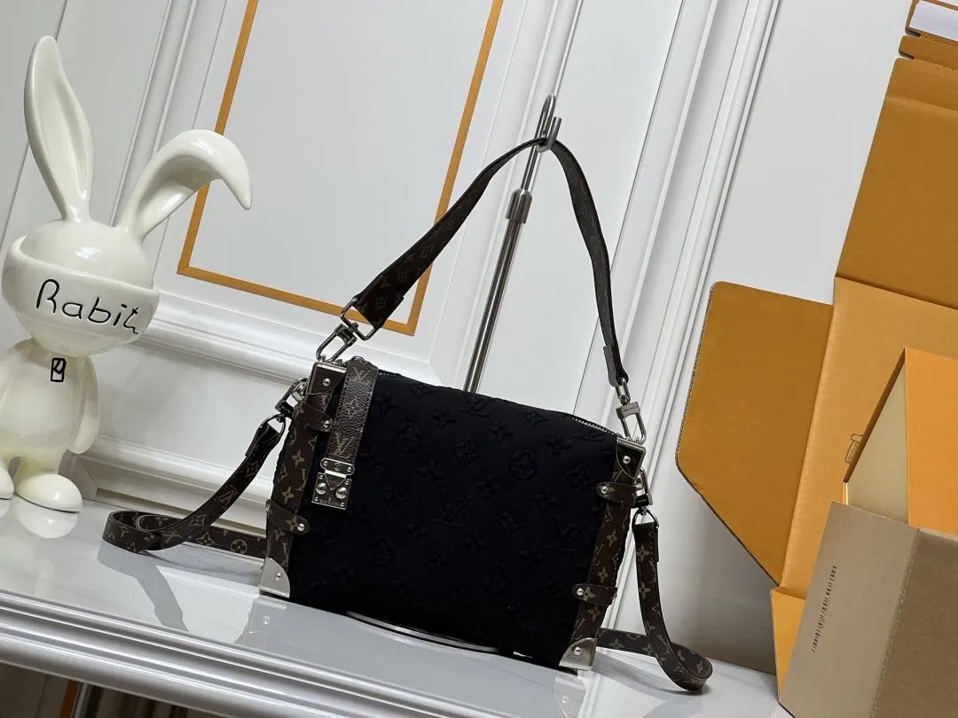 LitBuys Shoulder Bag