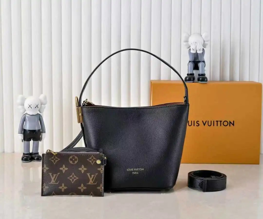 LitBuys Shoulder Bag