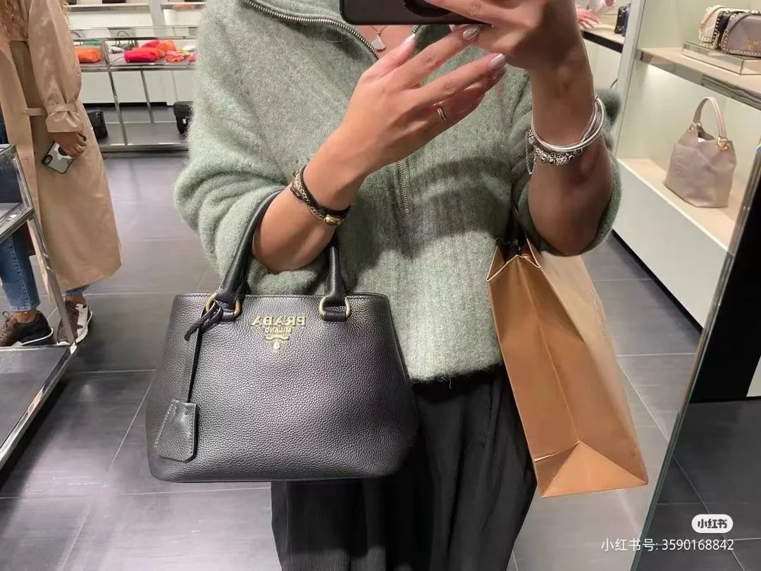 LitBuys Shoulder Bag