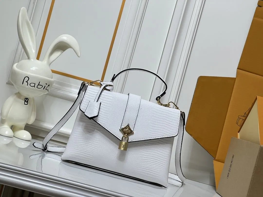 LitBuys Shoulder Bag