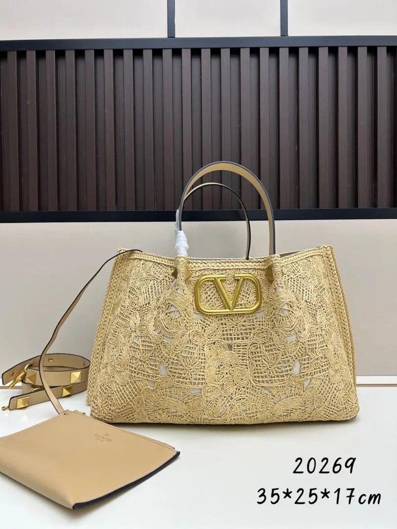 LitBuys Tote Bag
