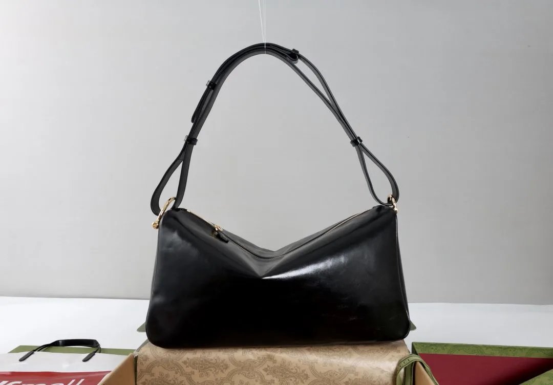 LitBuys Tote Bag