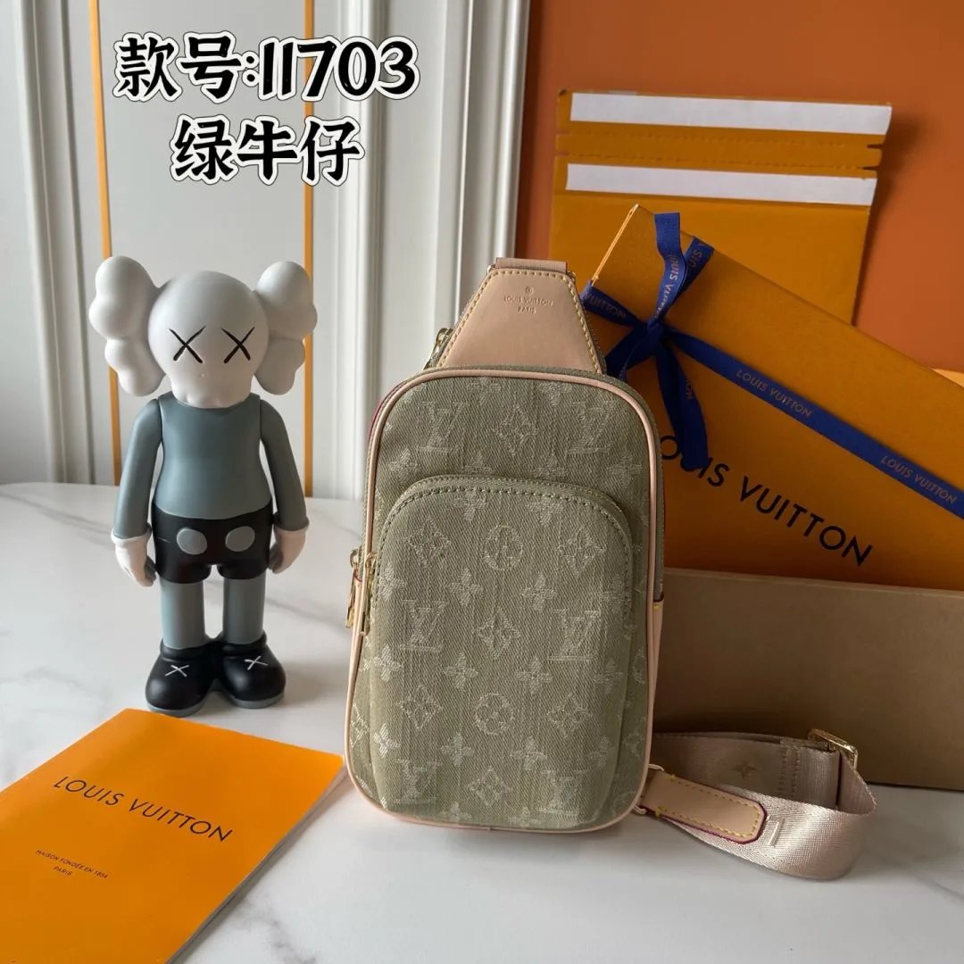 LitBuys Shoulder Bag
