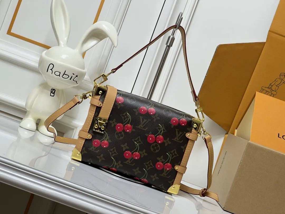 LitBuys Shoulder Bag