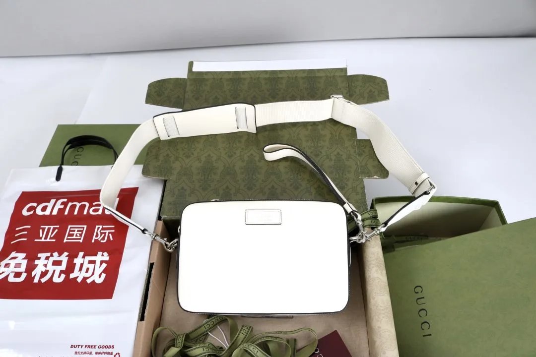 LitBuys Shoulder Bag