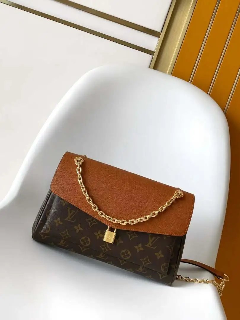 LitBuys Shoulder Bag