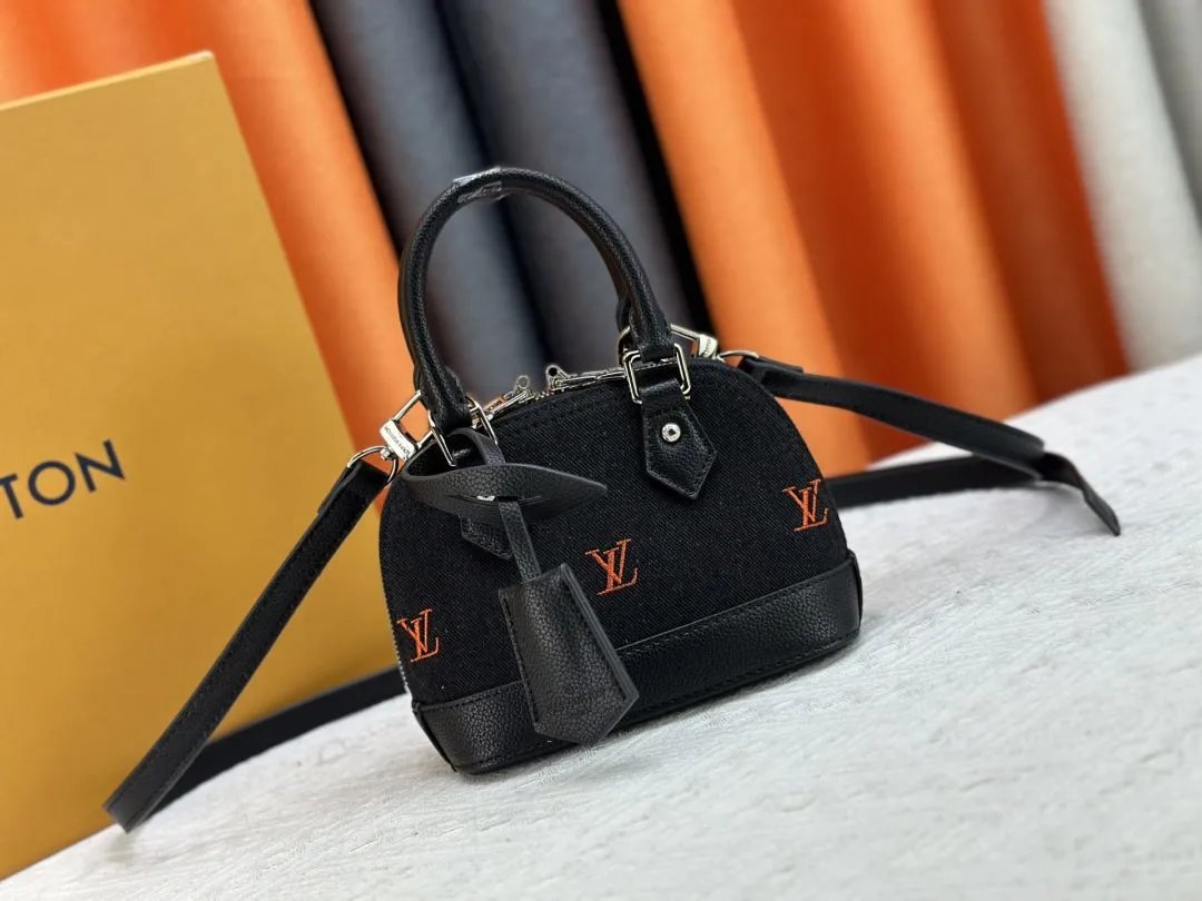LitBuys Shoulder Bag