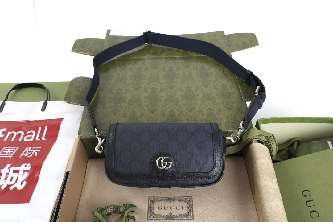 LitBuys Shoulder Bag