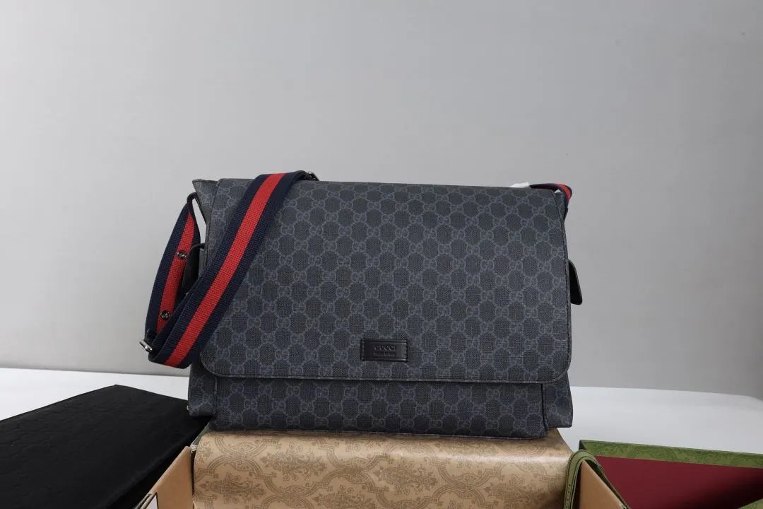 LitBuys Shoulder Bag